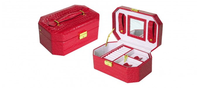 Coffret &agrave; bijoux rouge